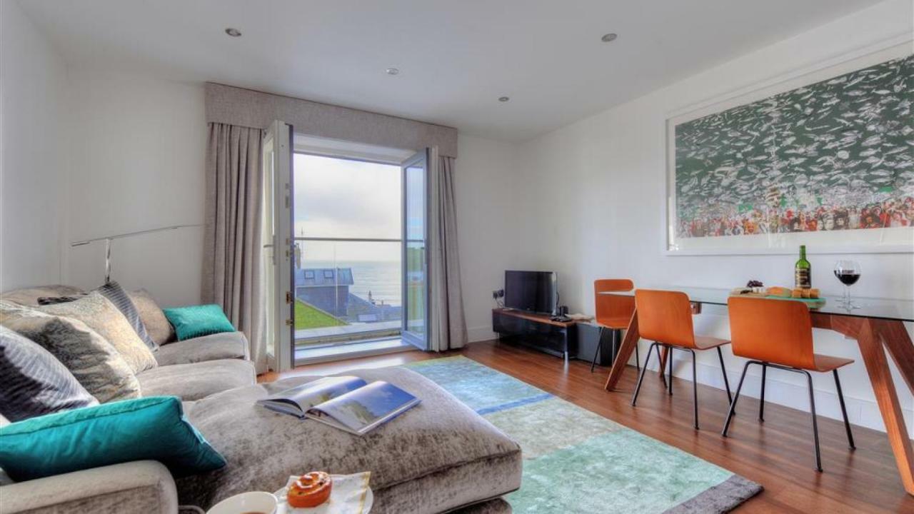 The Seafoal Apartment Lyme Regis Exterior photo